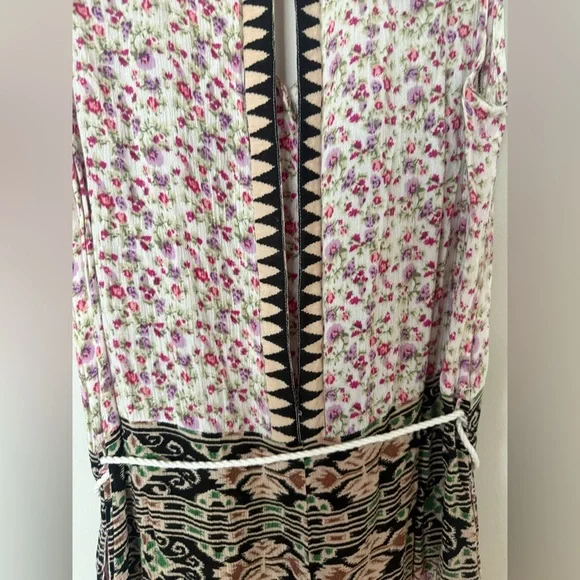 Anthropologie RAGA Ditsy Floral Lightweight Boho Romper Jumpsuit with Tie - Picture 7 of 17